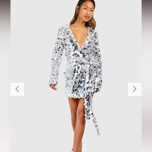 Boohoo SEQUIN DISC WRAP DRESS